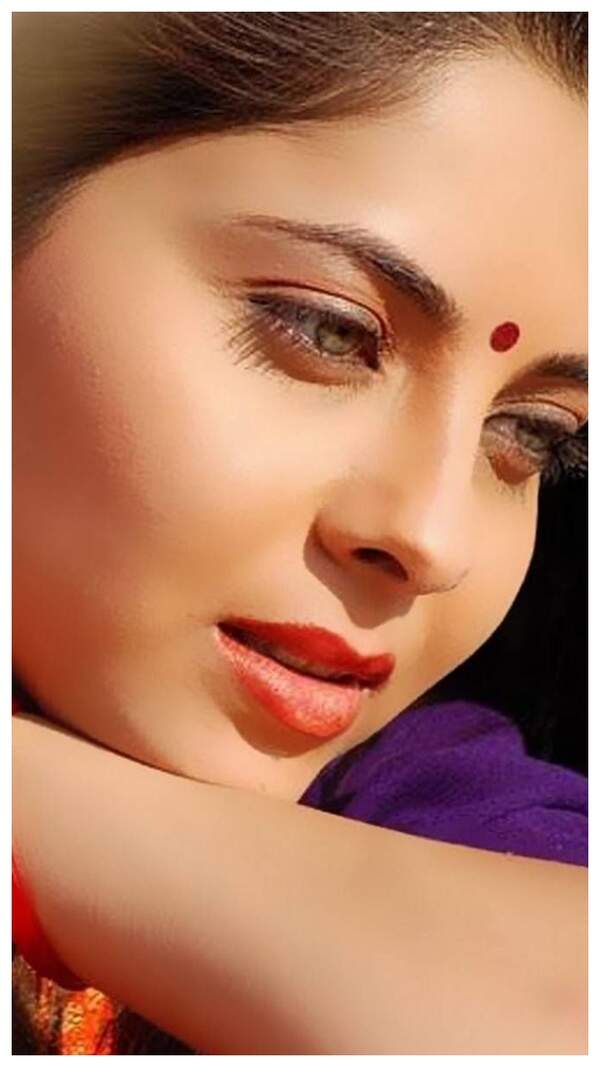 Sonalee Kulkarni Photos