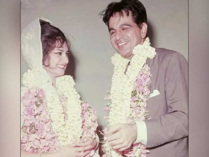 Dilip Kumar and Saira Banu&#39;s eternal love story that spanned 55 years | The Times of India