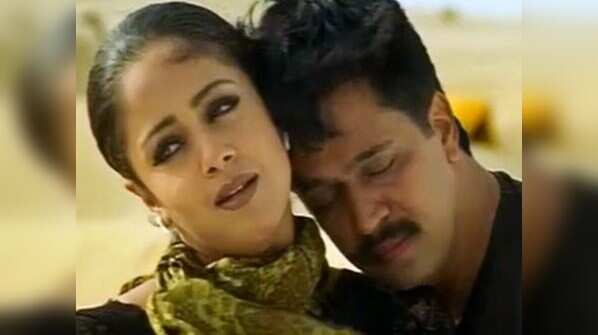 'Kattre En Vasal Vanthai' from 'Rhythm'