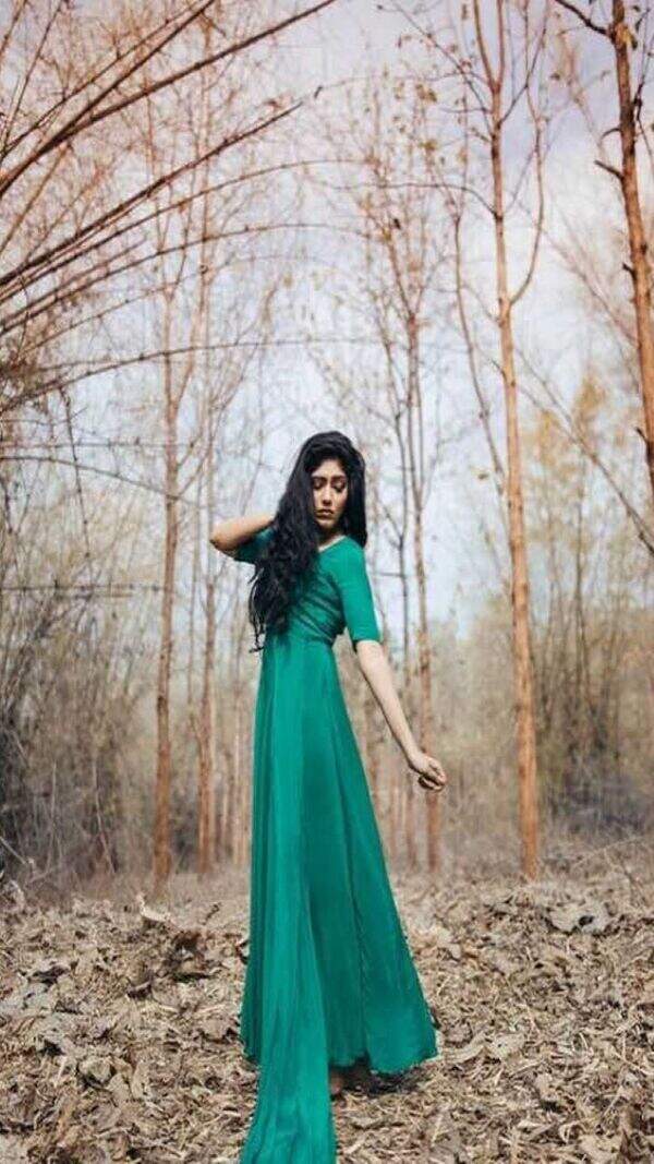 Samyukta Hornad Wallpapers