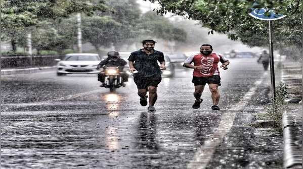 Monsoon arrives in Delhi after long delay
