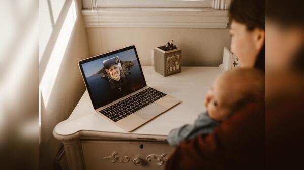 Benefits of a long-distance relationship