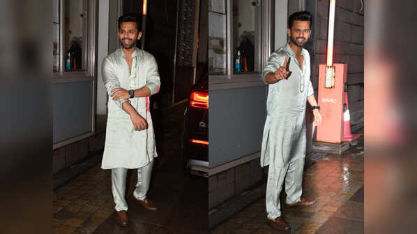 The groom-to-be’s dashing entry