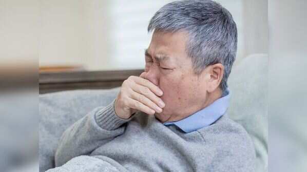 When and where was the first human infection of Bird flu detected?
