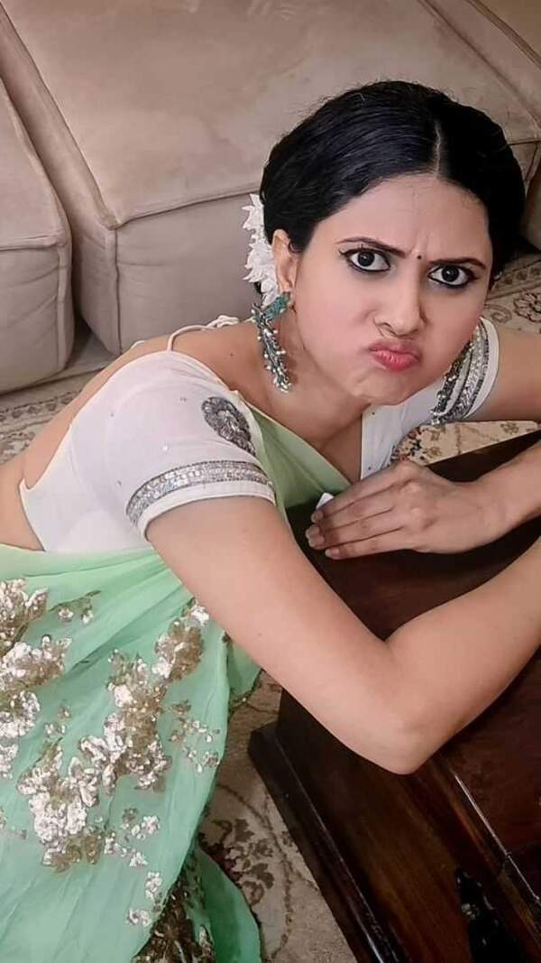 Daisy Bopanna Pictures