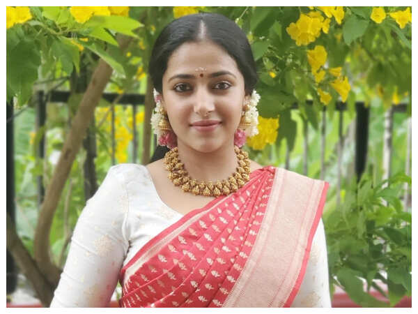 Sithara Photos
