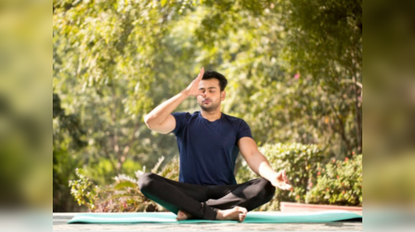 Anulom vilom/alternate nostril breathing (healing breath)