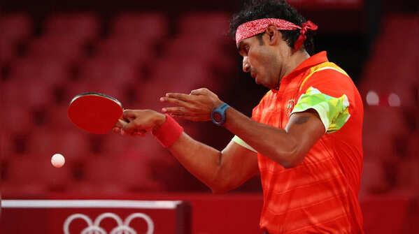 Sharath Kamal advances to third round