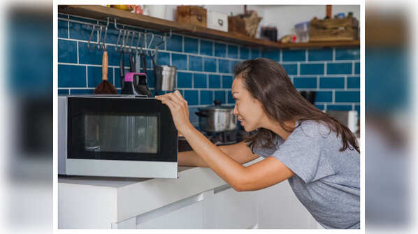 Reheating food