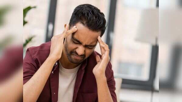 Symptoms that may be identical in both COVID-19 and various monsoon illnesses