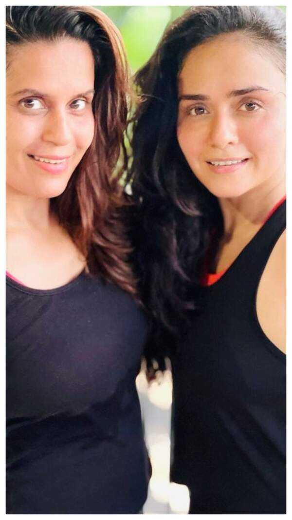 Sonali Khare Pictures