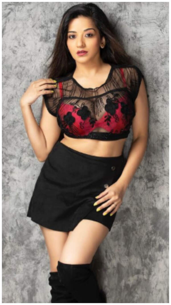 Monalisa Photos