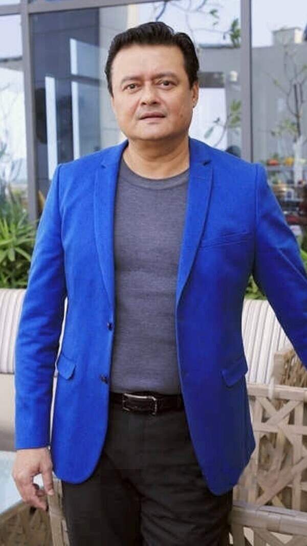 Saswata Chatterjee Images