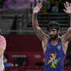 Bajrang easily beats Niyazbekov