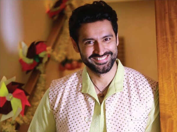 Karan Nath Photos