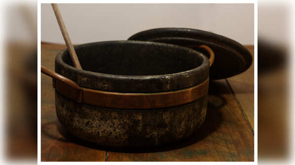 Is it safe to cook in soapstone?
