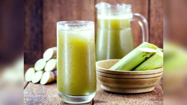 From weight loss to protection against viral fever, here are the many benefits of having sugarcane juice