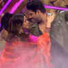 Romancing on 'Suraj Hua Madham'