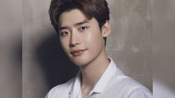 Lee Jong Suk