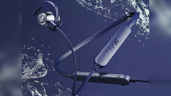 boAt Rockerz 255 in-Ear Earphones