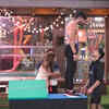 Zeeshan Khan and Pratik Sehajpal get into a fight on BB OTT