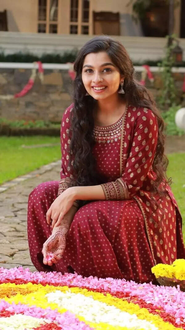 Niranjana Anoop Photos