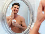​Say goodbye to blemishes by applying serum