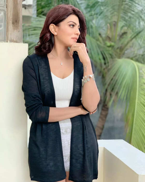 S.Hari