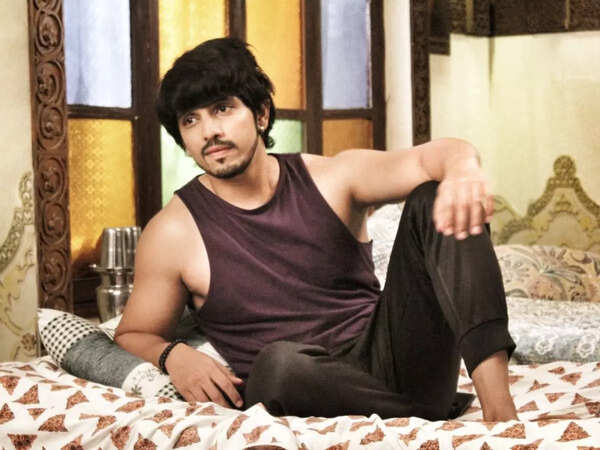 Kanwar Dhillon Photos