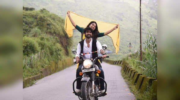 Hawa mein udta jaye