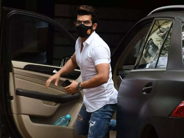 Arjun Bijlani Wallpapers