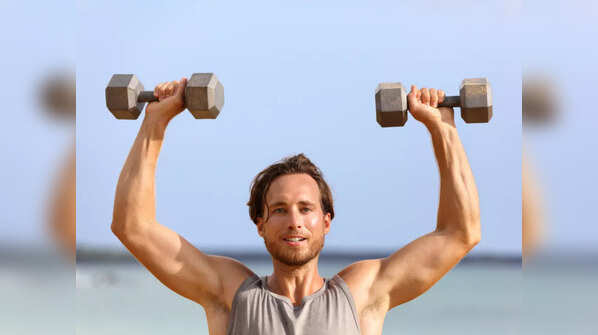 Biceps curl to reverse shoulder press