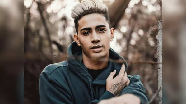 Danish Zehen (21)