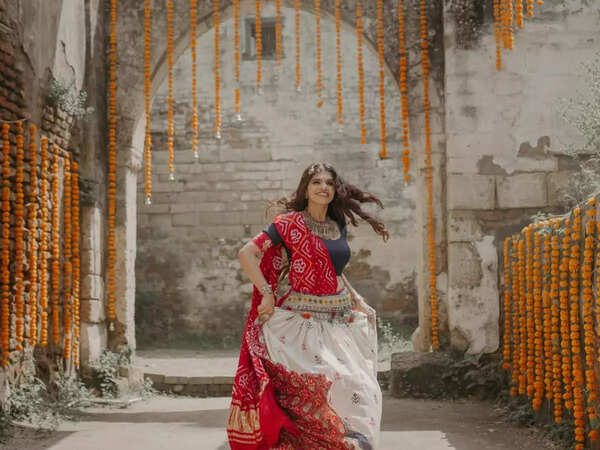 Dhara Shah Photos