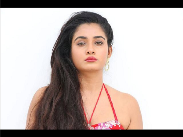 Ritu Singh Wallpapers