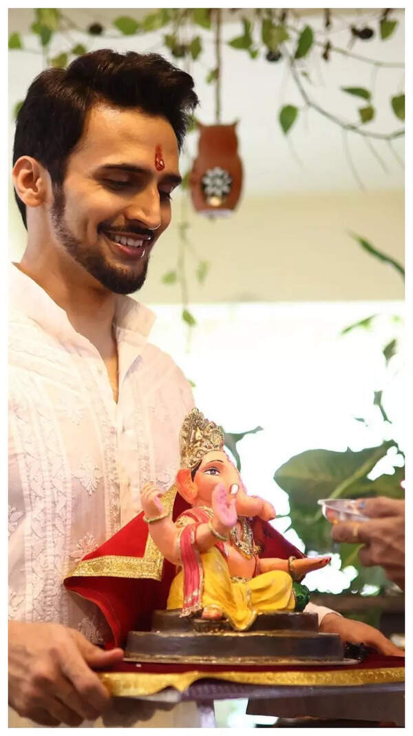 Bhushan Pradhan Images