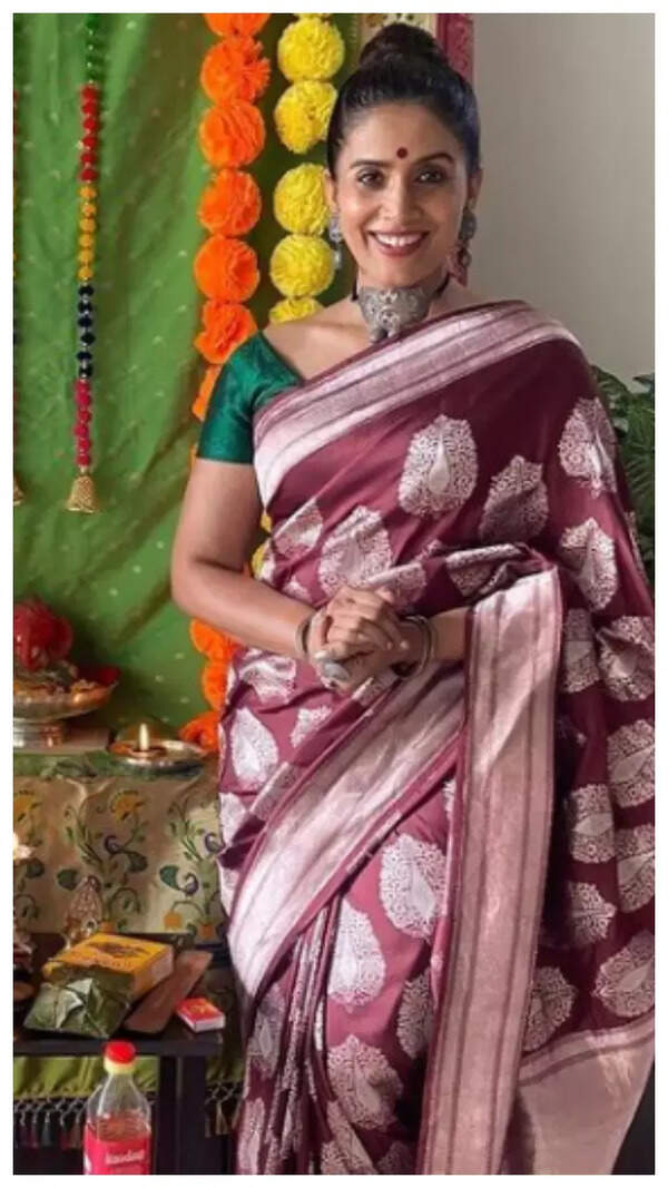 Sonali Kulkarni Stills