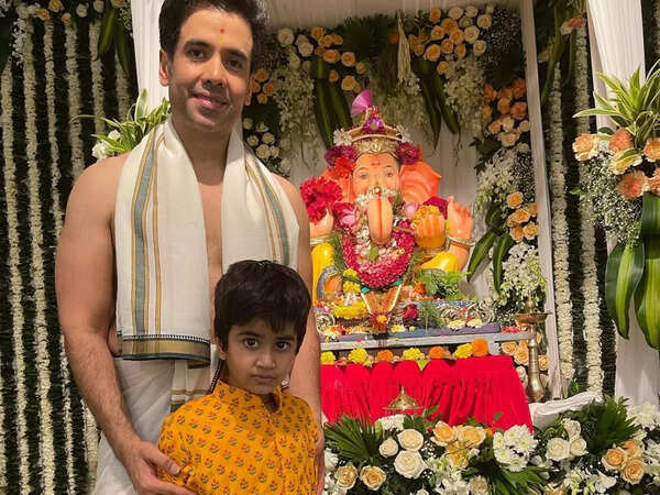 Tusshar Kapoor Pictures