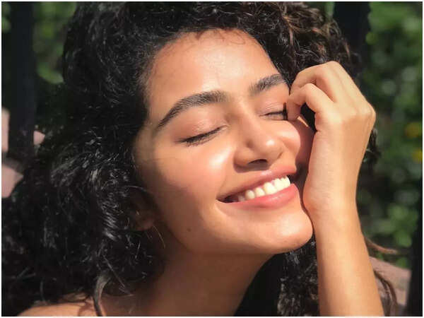 Anupama Parameswaran Photos