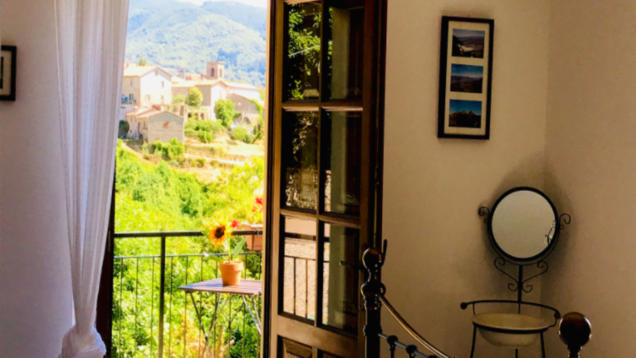 You can own a beautiful Italian villa for just $35! Know how
