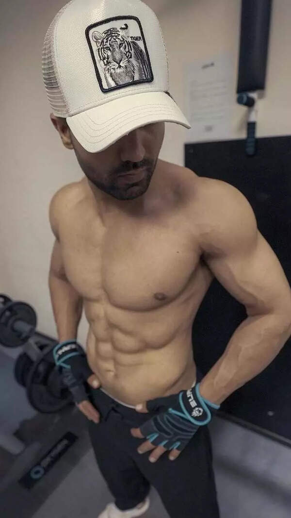 Harrdy Sandhu Stills