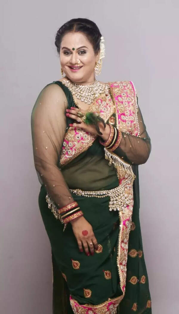 Surekha Kudachi Wallpapers