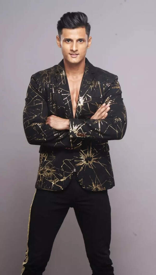 Jay Dudhane Photos