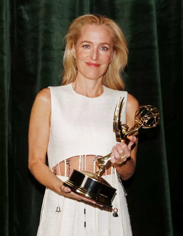 Gillian Anderson Wallpapers