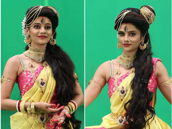 Ushasi Ray Photos