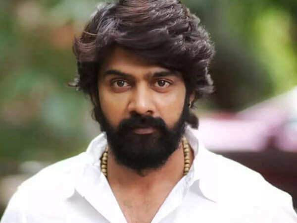 Naveen Chandra Photos