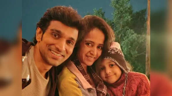 Pratik Gandhi- Bhamini Oza