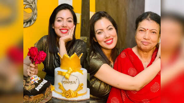 Taarak Mehta's Babita aka Munmun Dutta brings in 34th birthday at home; shares photos of intimate celebration with mother and cats