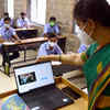 Teacher manages online and offline classes