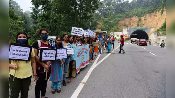Movement against tree felling in Uttarakhand